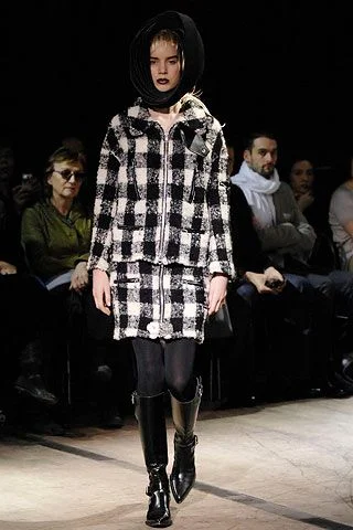 Look 12